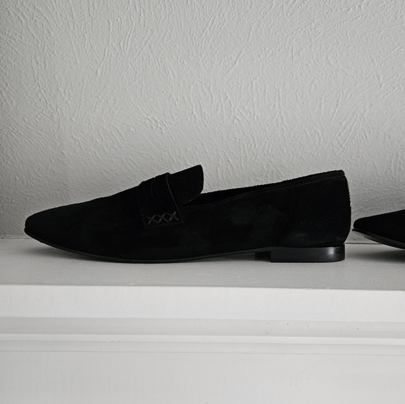 NWOT Margaux 'The Penny' Italian Suede Loafer - Picture 3 of 10